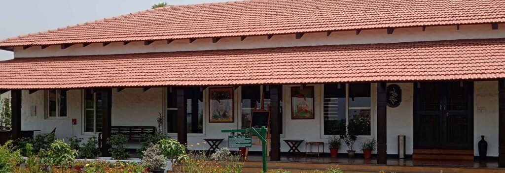 Hotels and resorts in Dudhwa